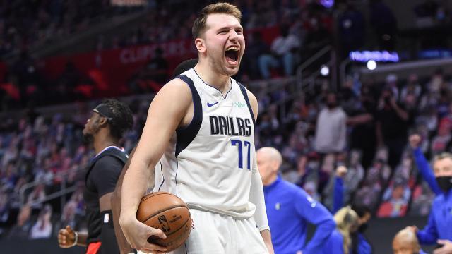 开云体育下载APP-迈入超一流攻击手行列!无死角东契奇令快艇绝望